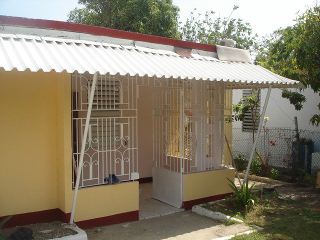 House For Lease/rental in Harbour View, Kingston / St