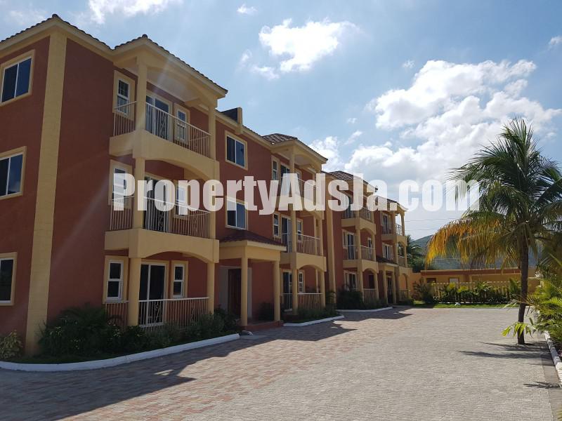 Apartment For Rent in Mona, Kingston / St. Andrew Jamaica