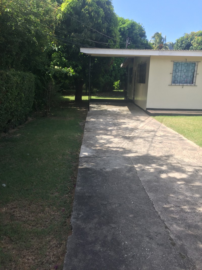House For Sale in MONA KGN 6, Kingston / St. Andrew Jamaica