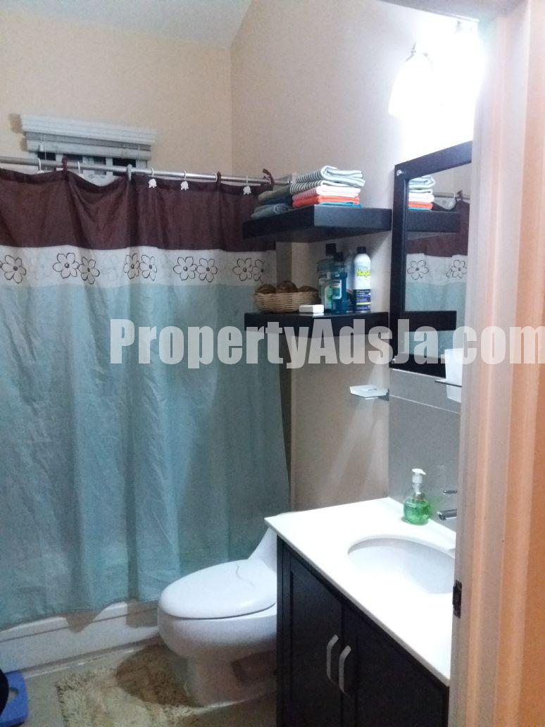 House For Sale in Caymanas, Kingston / St. Andrew Jamaica