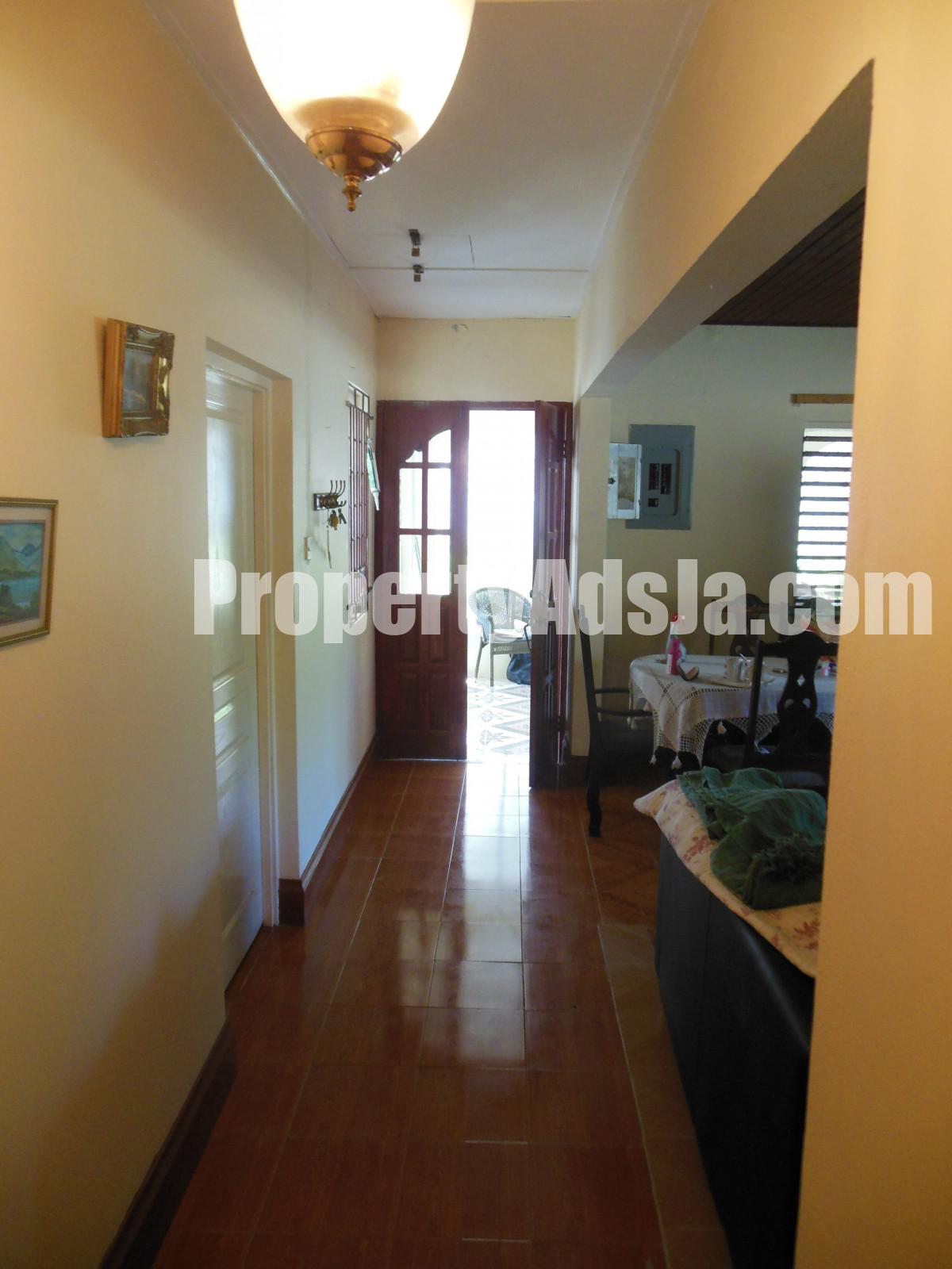 House For Sale in Pamphret Yallahs, St. Thomas Jamaica