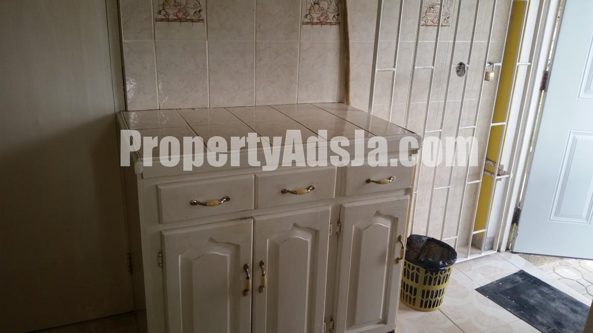 House For Sale in Lawrence Tavern, Kingston / St. Andrew Jamaica