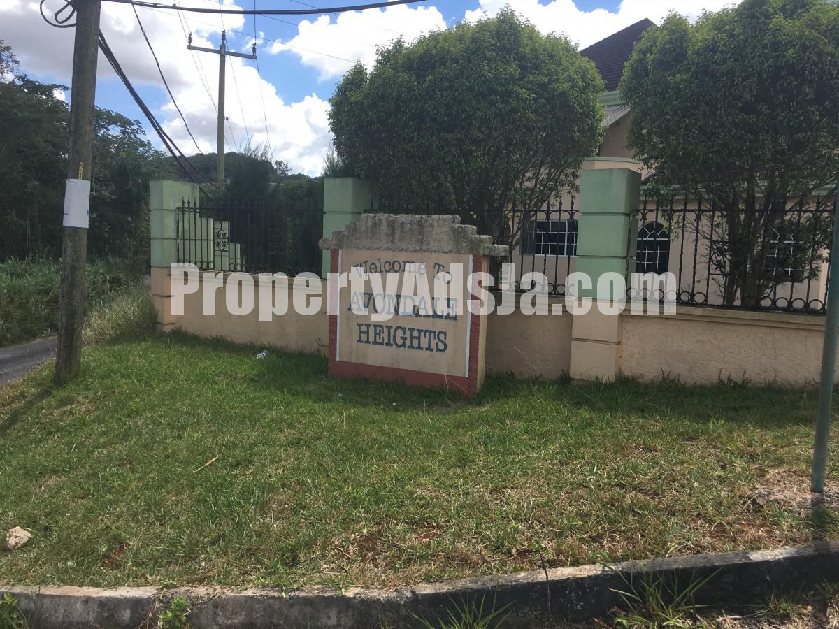 Residential lot For Sale in Avondale Heights, Manchester Jamaica