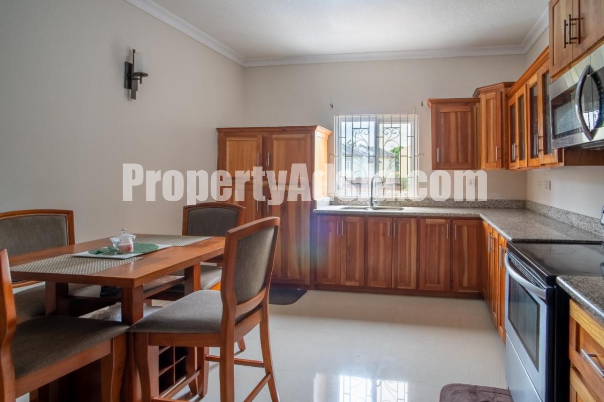 Apartment For Sale in Kingston 19, Kingston / St. Andrew Jamaica