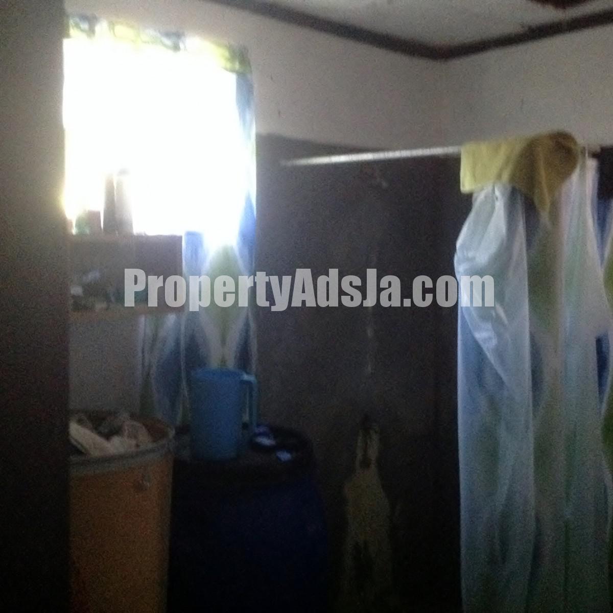 House For Sale in Gayle, St. Mary Jamaica