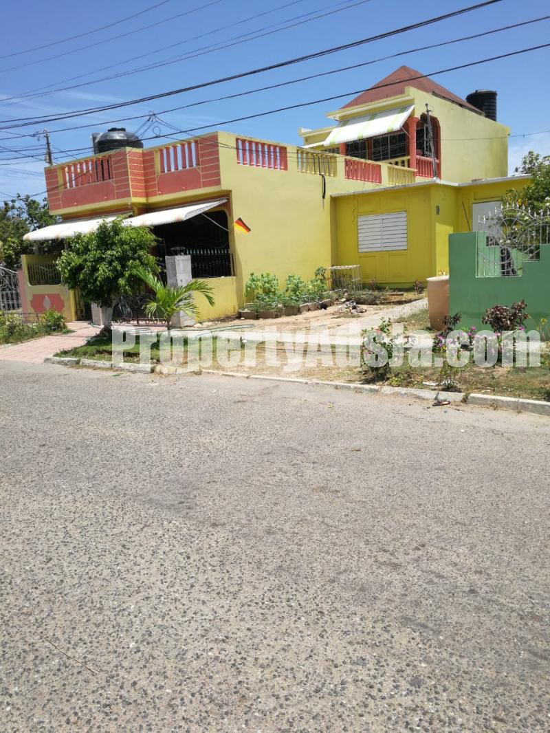 House For Sale in Greater Portmore, St. Catherine Jamaica