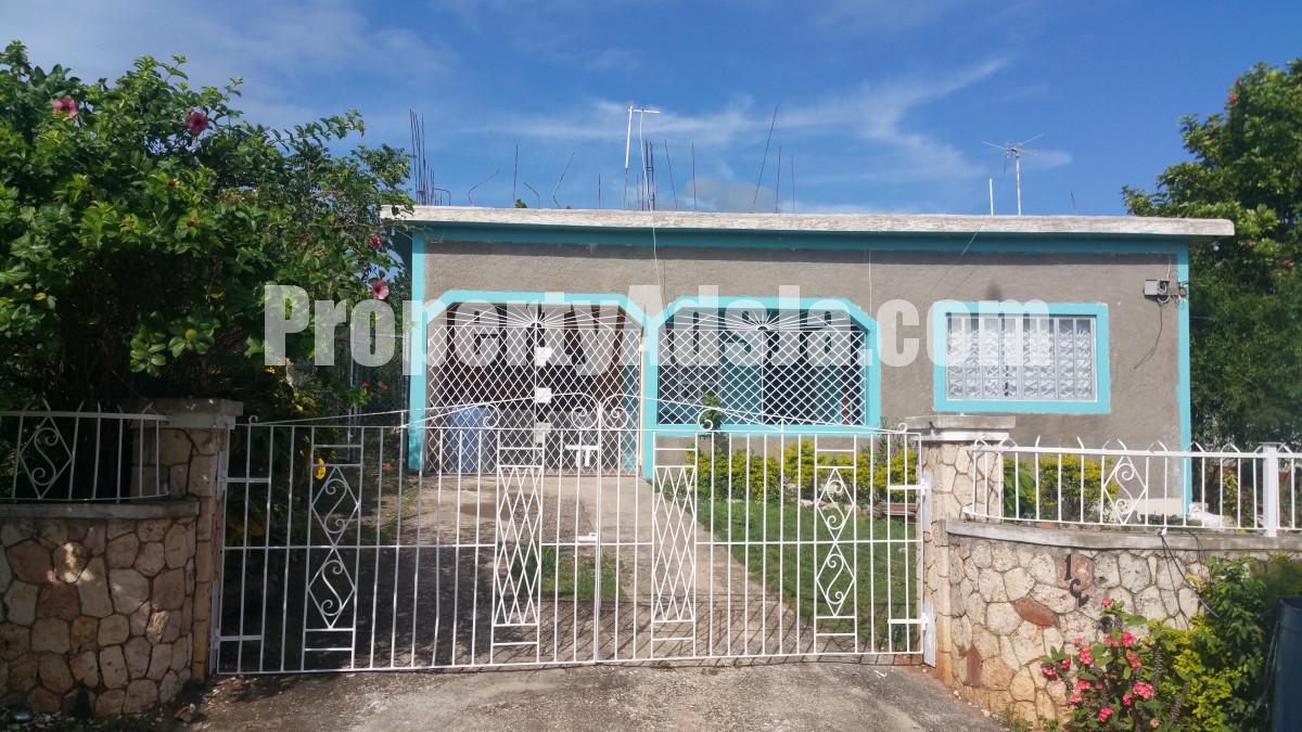 House For Sale in Spanish Town, St. Catherine Jamaica