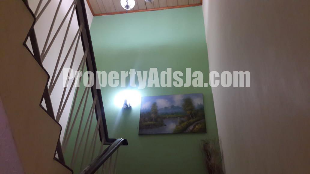 House For Sale in Golden Acres Red Hills, Kingston / St. Andrew Jamaica