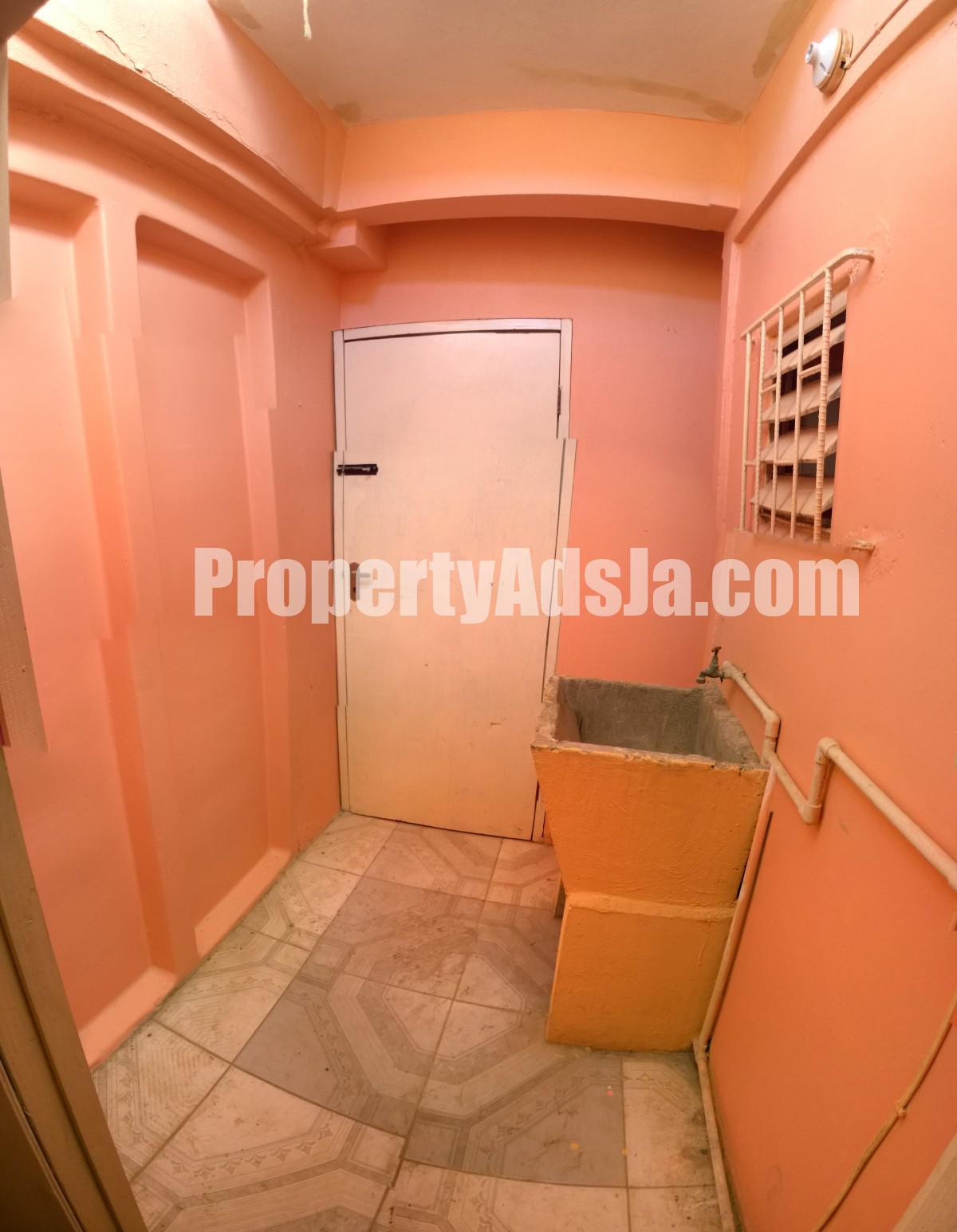 Apartment For Rent in Portsmouth, St. Catherine Jamaica