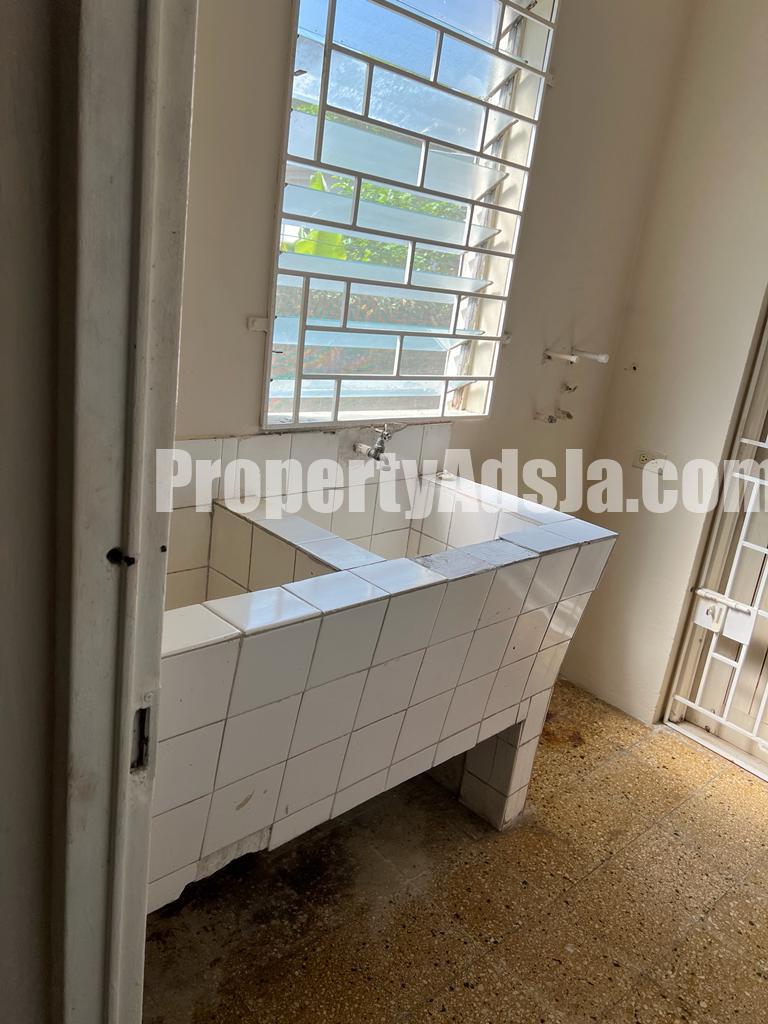 House For Sale in Hughenden, Kingston / St. Andrew Jamaica
