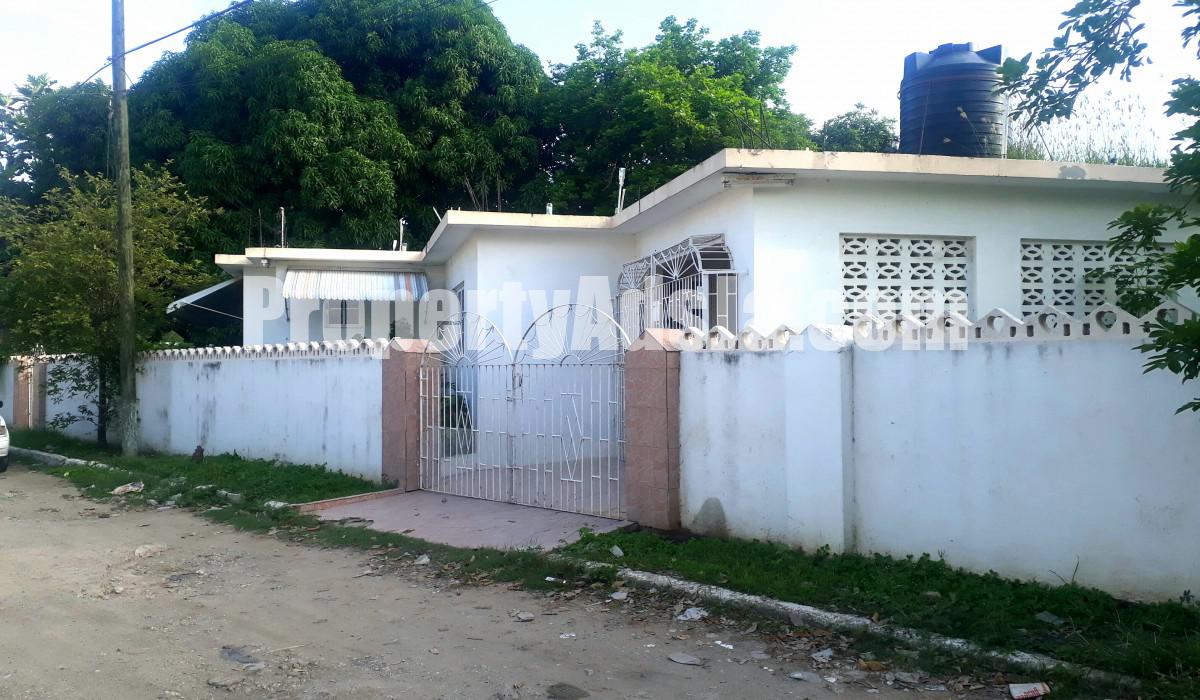 House For Sale in Cumberland, St. Catherine Jamaica