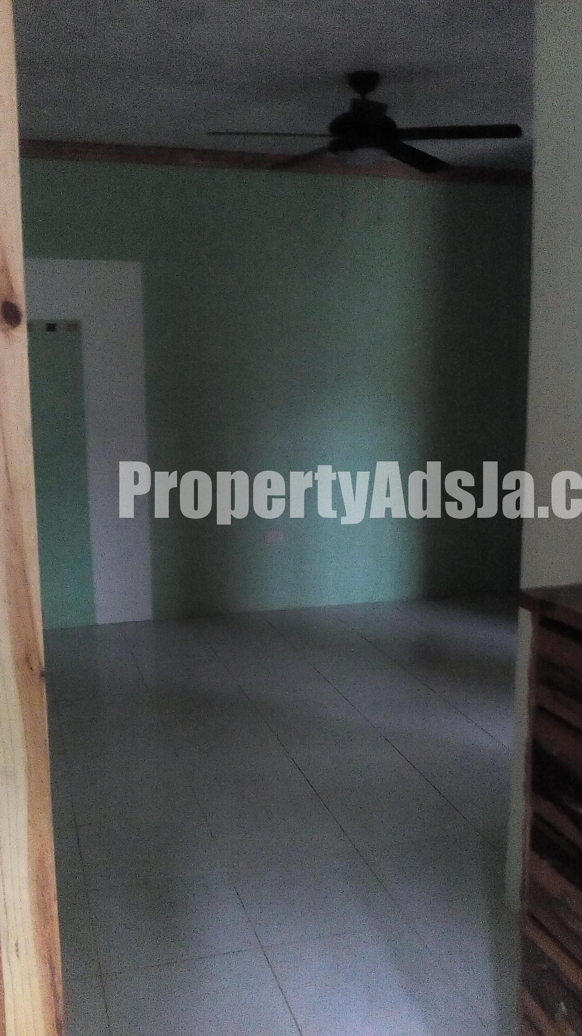 House For Rent in Irish Town Rd, Kingston / St. Andrew Jamaica