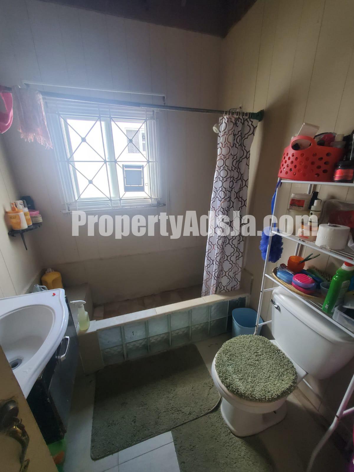 House For Sale in Old Harbour Glades, St. Catherine Jamaica