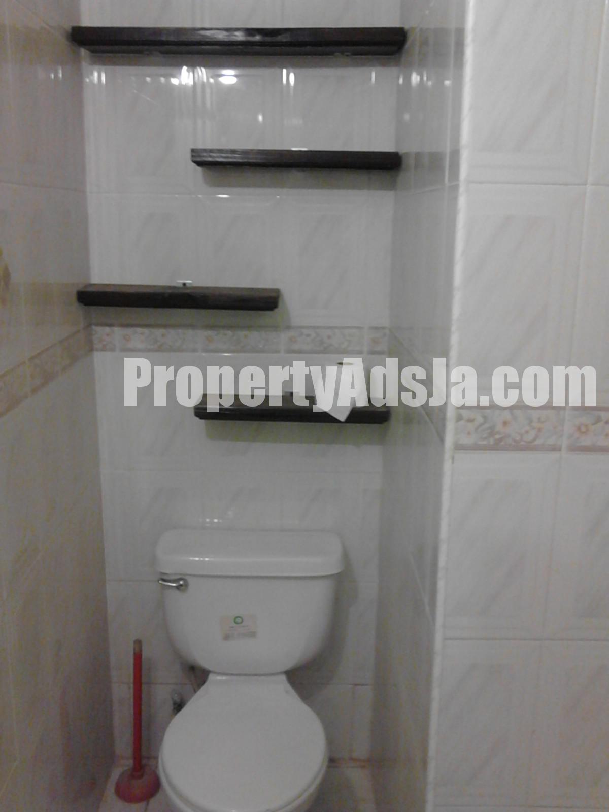 Apartment For Rent in Brynmawr Ave, Kingston / St. Andrew Jamaica