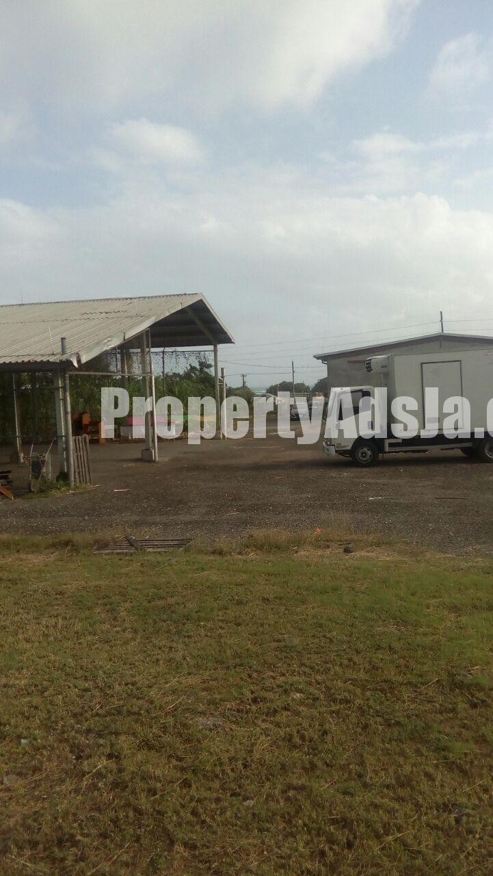 Commercial building For Sale in Lysson, St. Thomas Jamaica