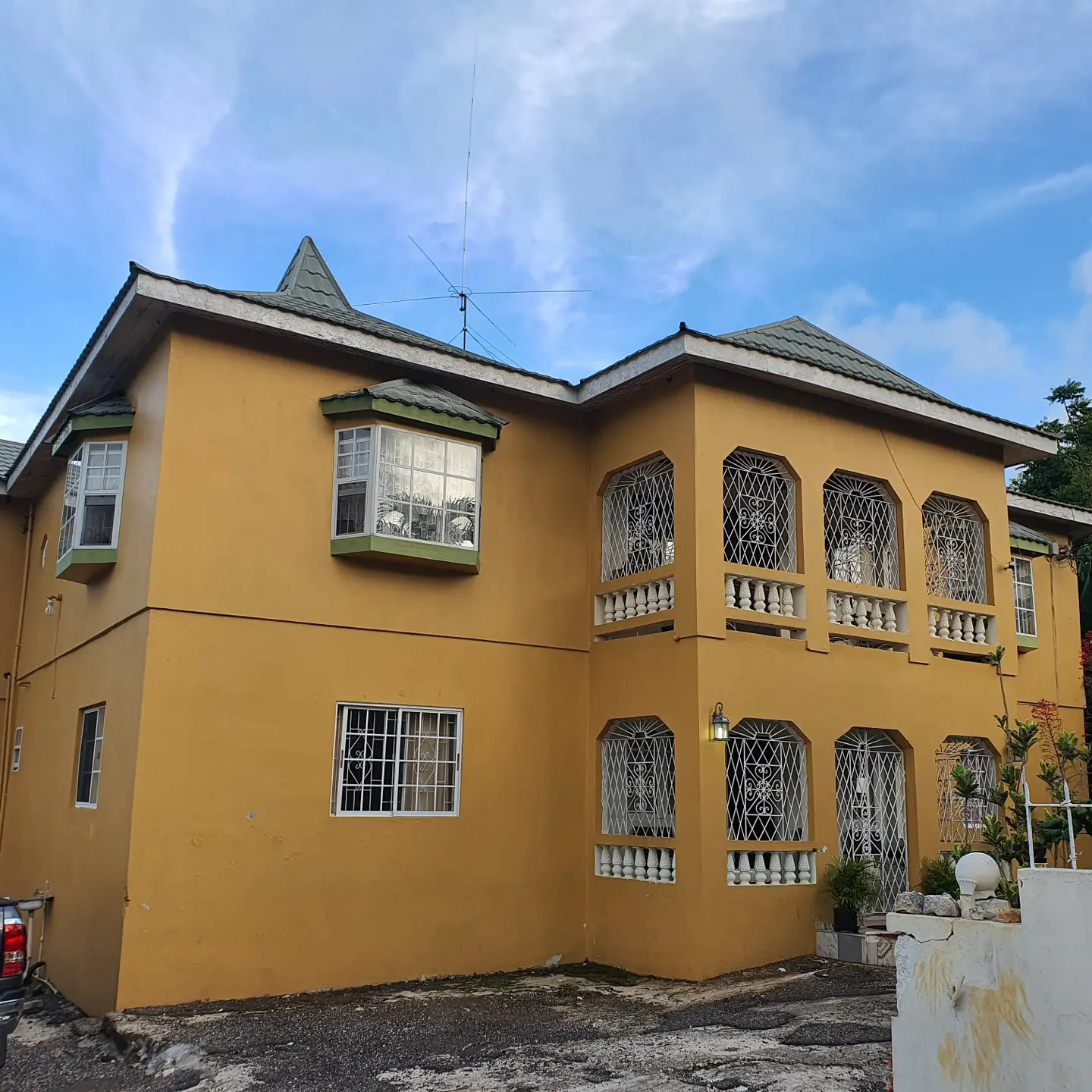 House For Sale in Marshalls Pen, Manchester Jamaica