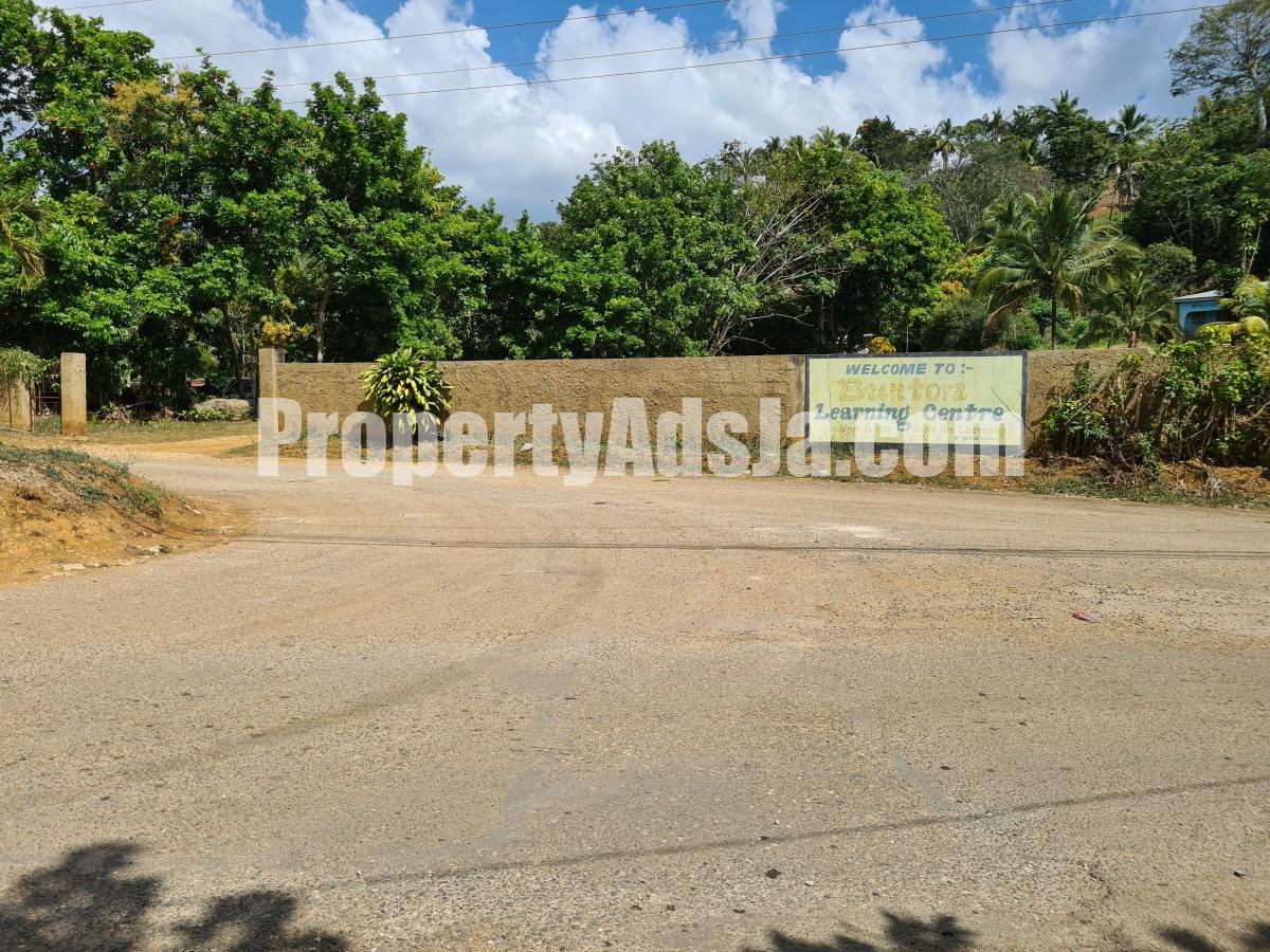 Commercial/farm land For Sale in Bog Walk, St. Catherine Jamaica