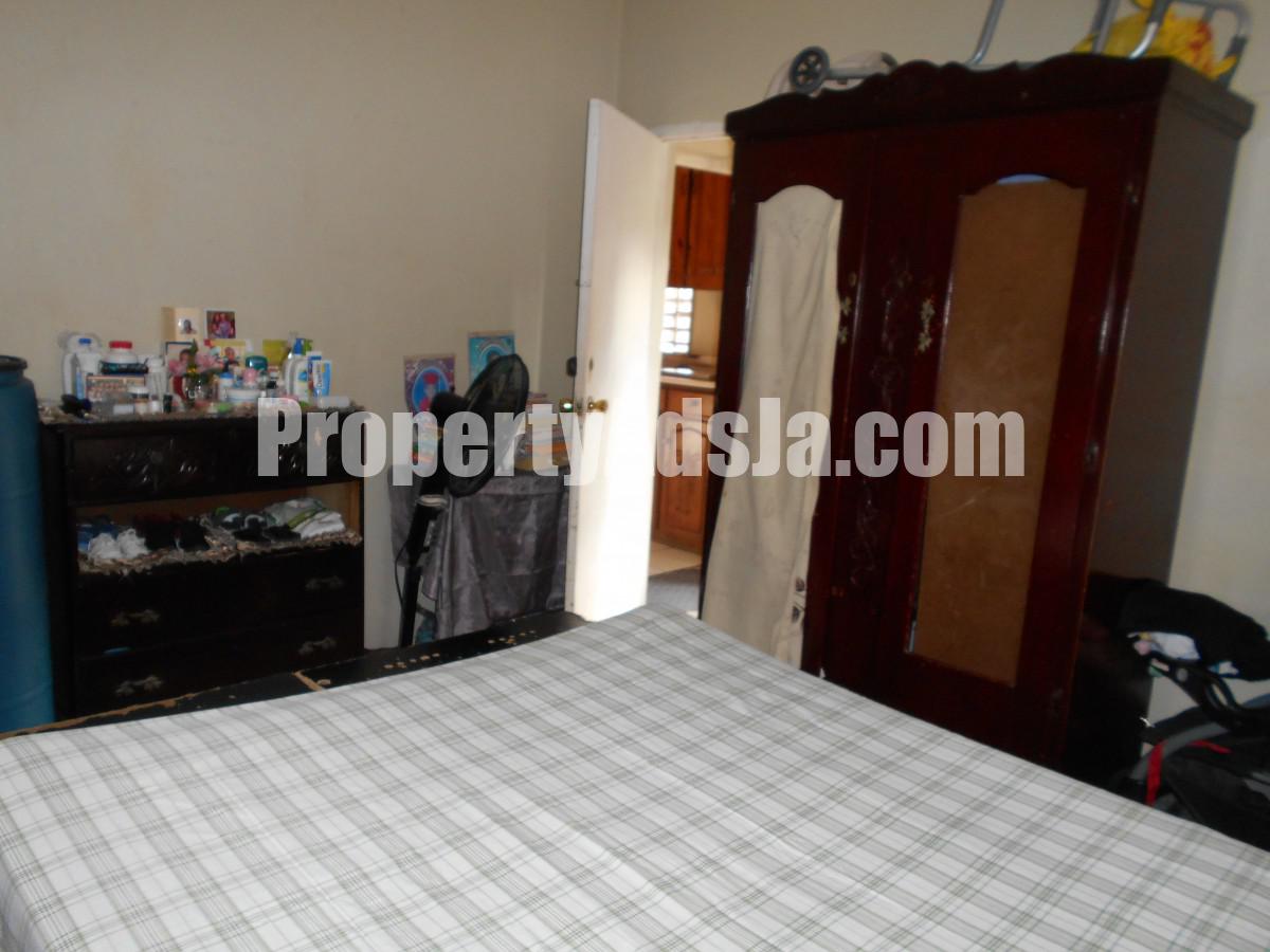 House For Sale in Hampton Green, St. Catherine Jamaica