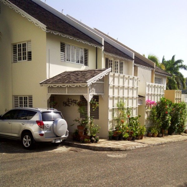 Townhouse For Sale in Manor Park, Kingston / St. Andrew Jamaica