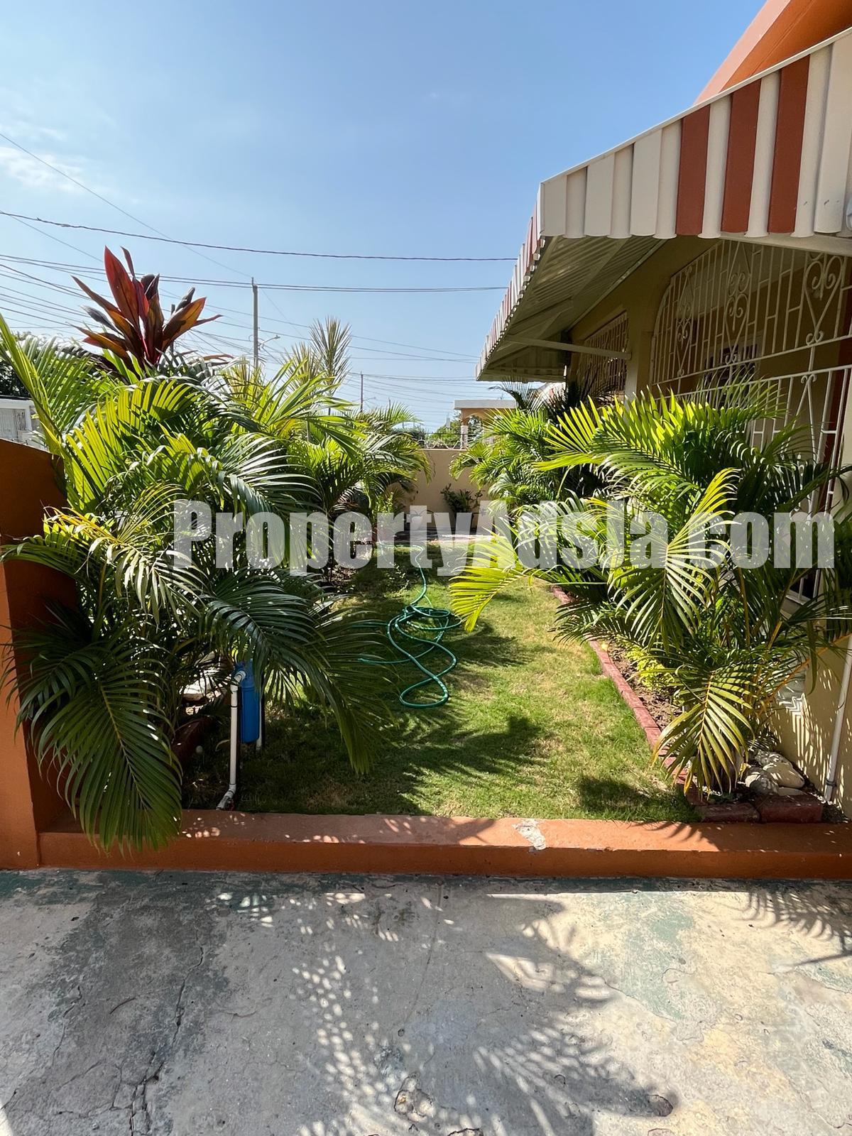 Flat For Rent in Harbour View, Kingston / St. Andrew Jamaica