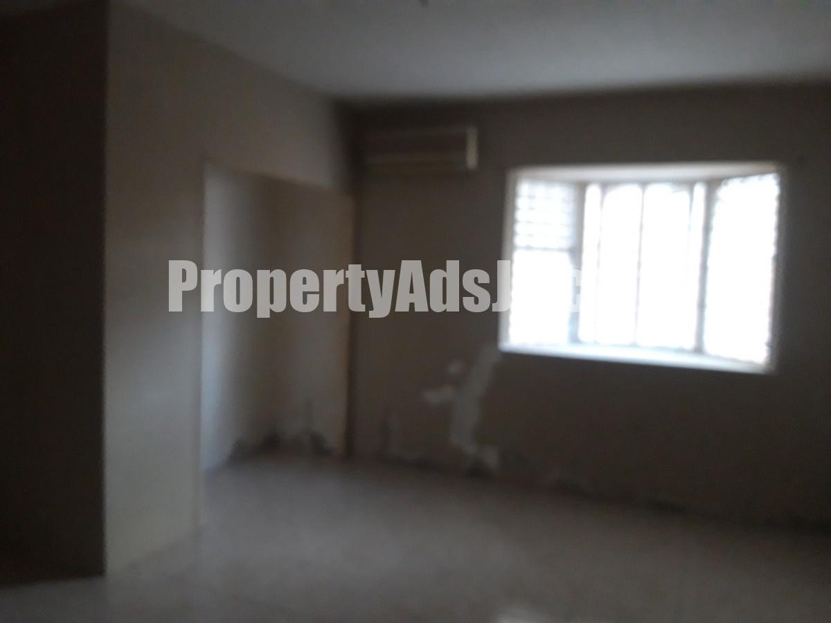 Apartment For Rent in Kingston 6, Kingston / St. Andrew Jamaica