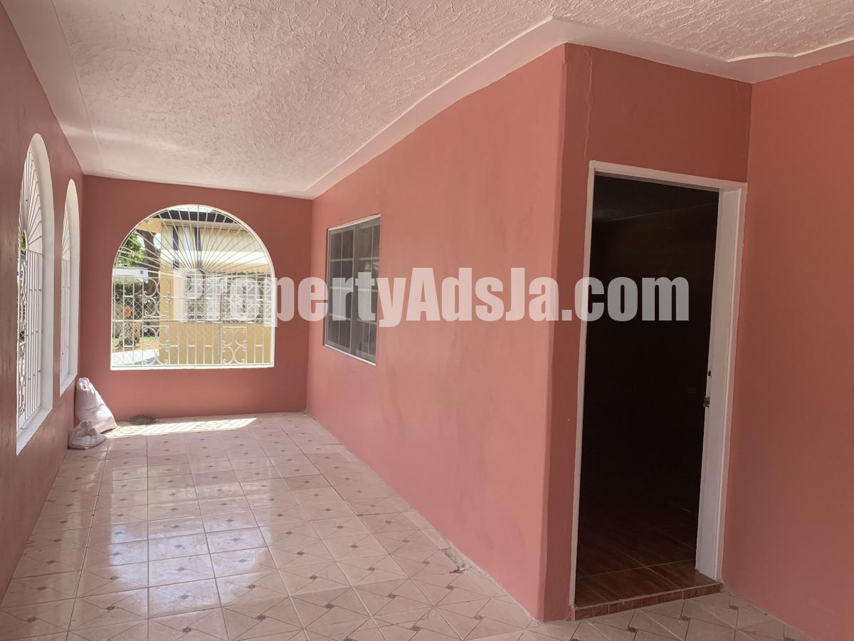 House For Rent in Spanish town, St. Catherine Jamaica