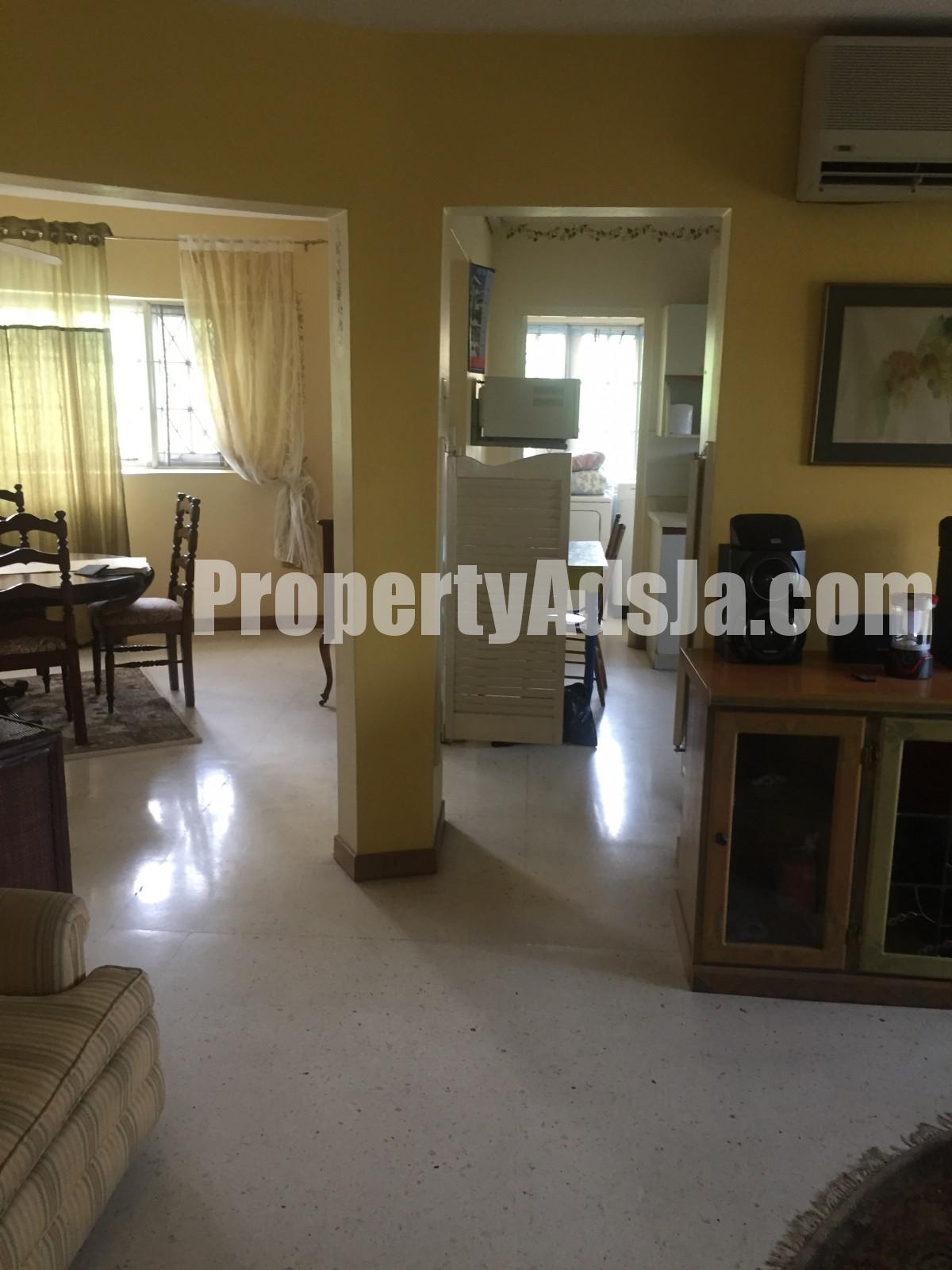 Apartment For Rent in WATERLOO ROAD, Kingston / St. Andrew Jamaica
