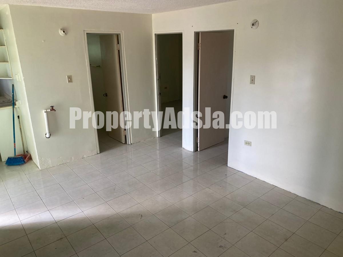Flat For Rent in Innswood Village, St. Catherine Jamaica