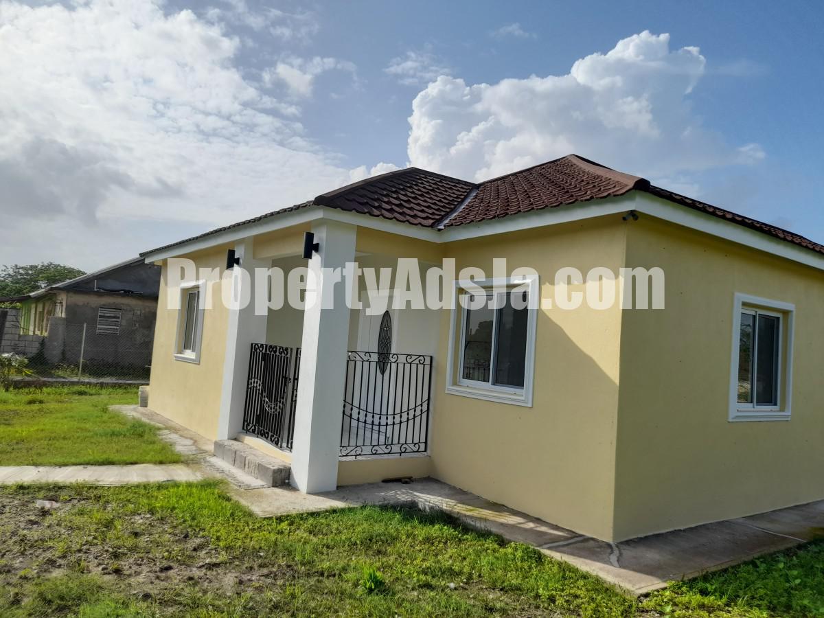 House For Sale in Denbigh, Clarendon Jamaica