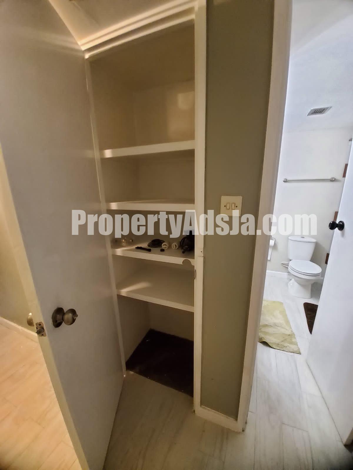 Apartment For Rent in Ocean Towers, Kingston / St. Andrew Jamaica