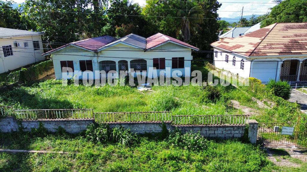 House For Sale in Longwood, St. Elizabeth Jamaica
