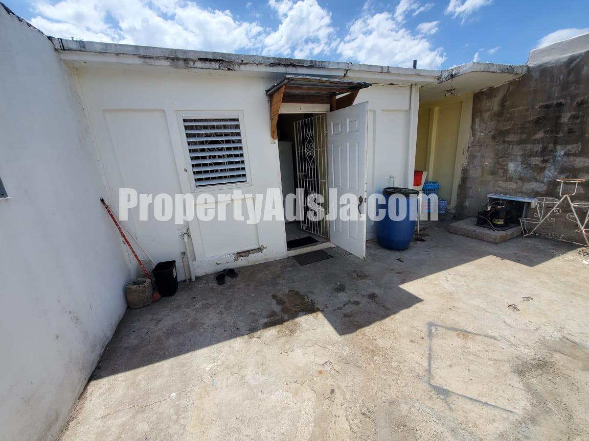 House For Sale in Waterford, St. Catherine Jamaica