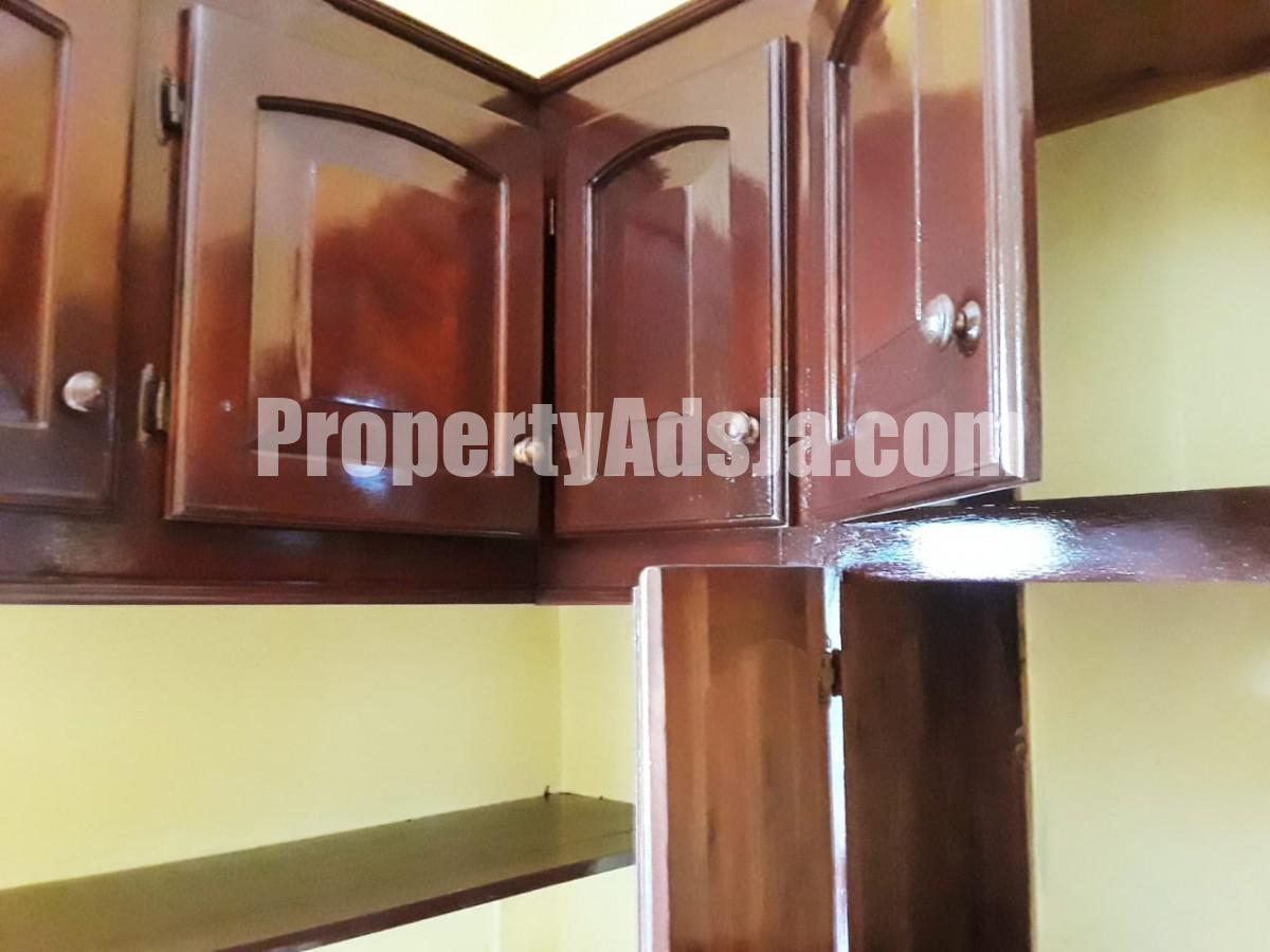 House For Rent in Manchester Mandeville, Manchester Jamaica