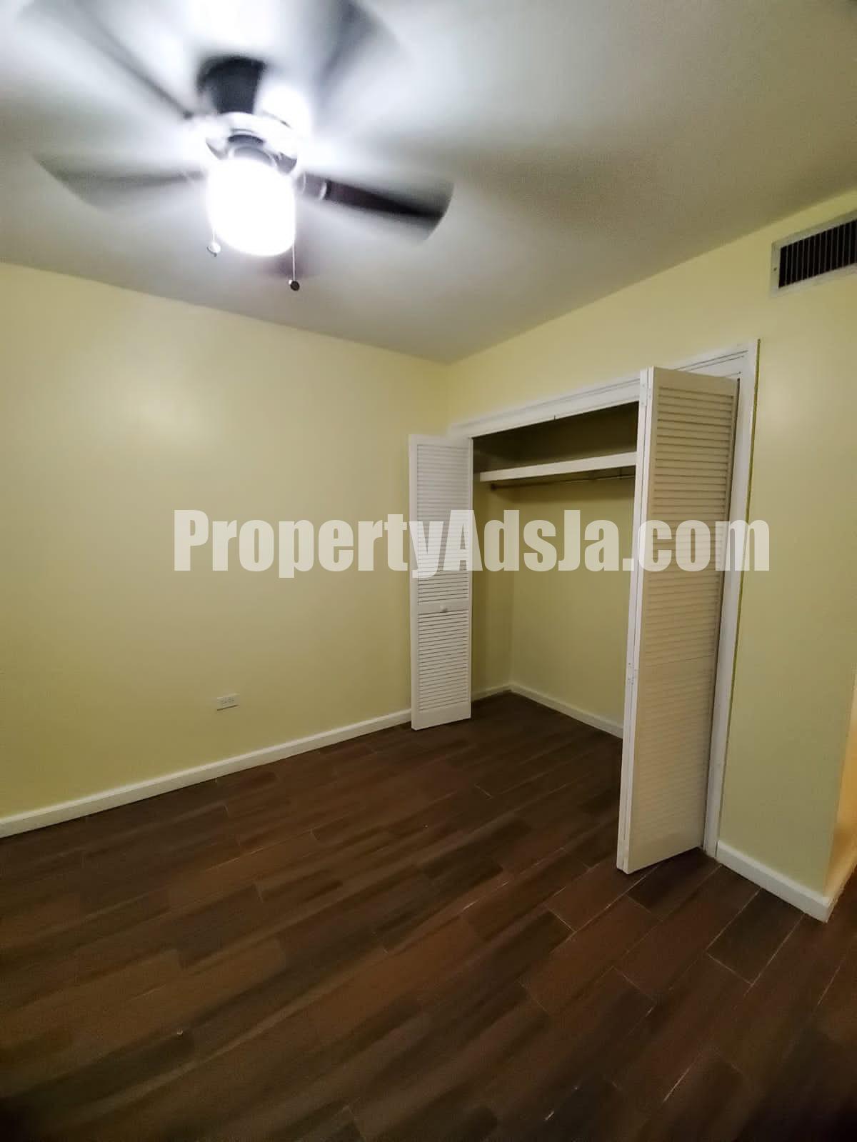 Apartment For Rent in Ocean Towers, Kingston / St. Andrew Jamaica