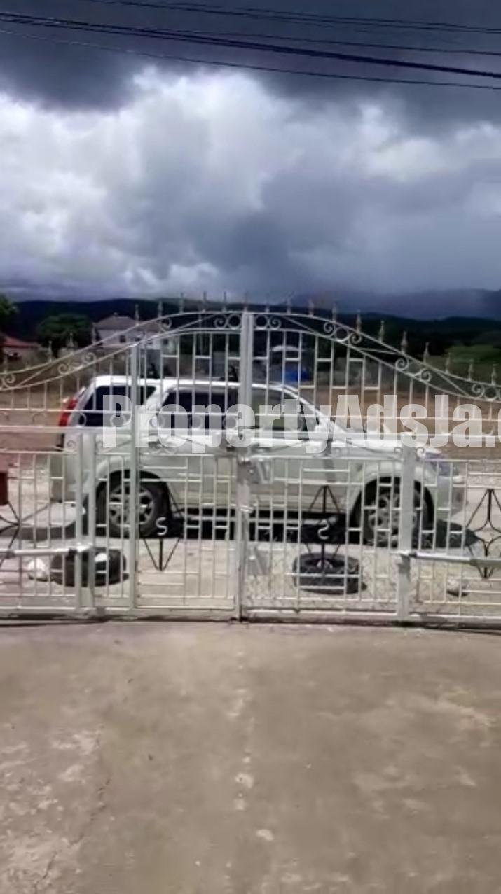 House For Sale in Albion, St. Thomas Jamaica