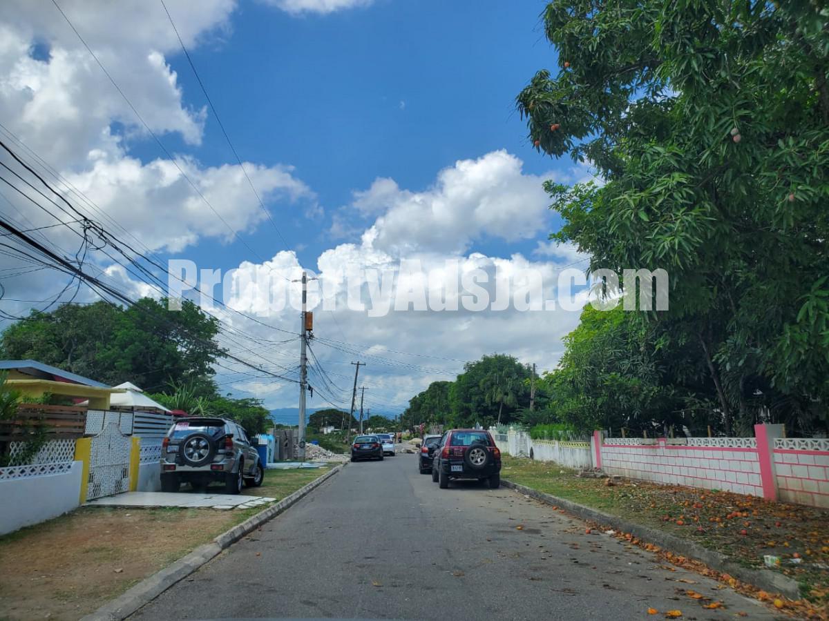 House For Sale in Sydenham, St. Catherine Jamaica