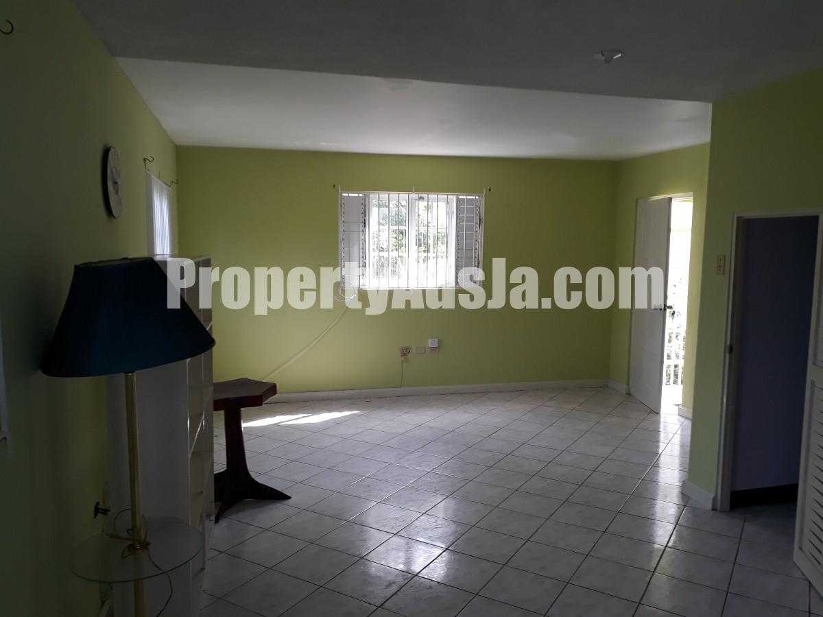 Apartment For Rent in Unity Hall, St. James Jamaica