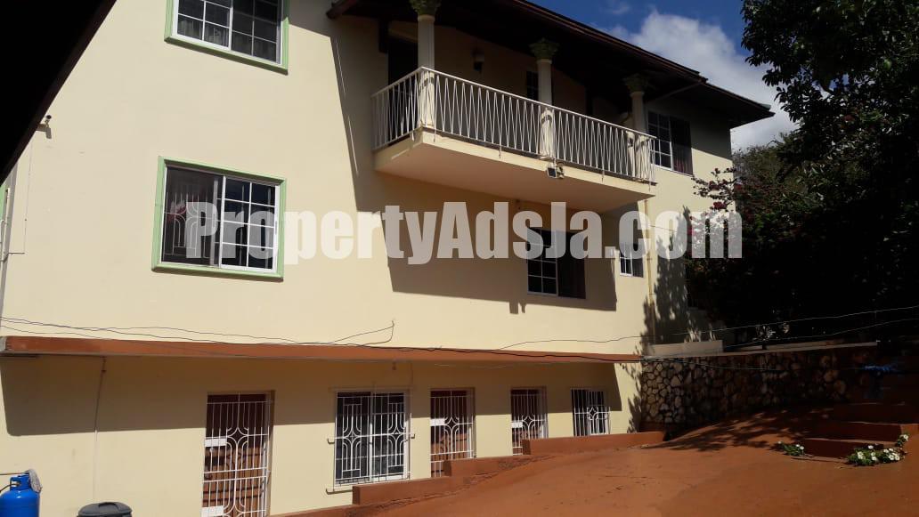 House For Sale in Golden Acres Red Hills, Kingston / St. Andrew Jamaica