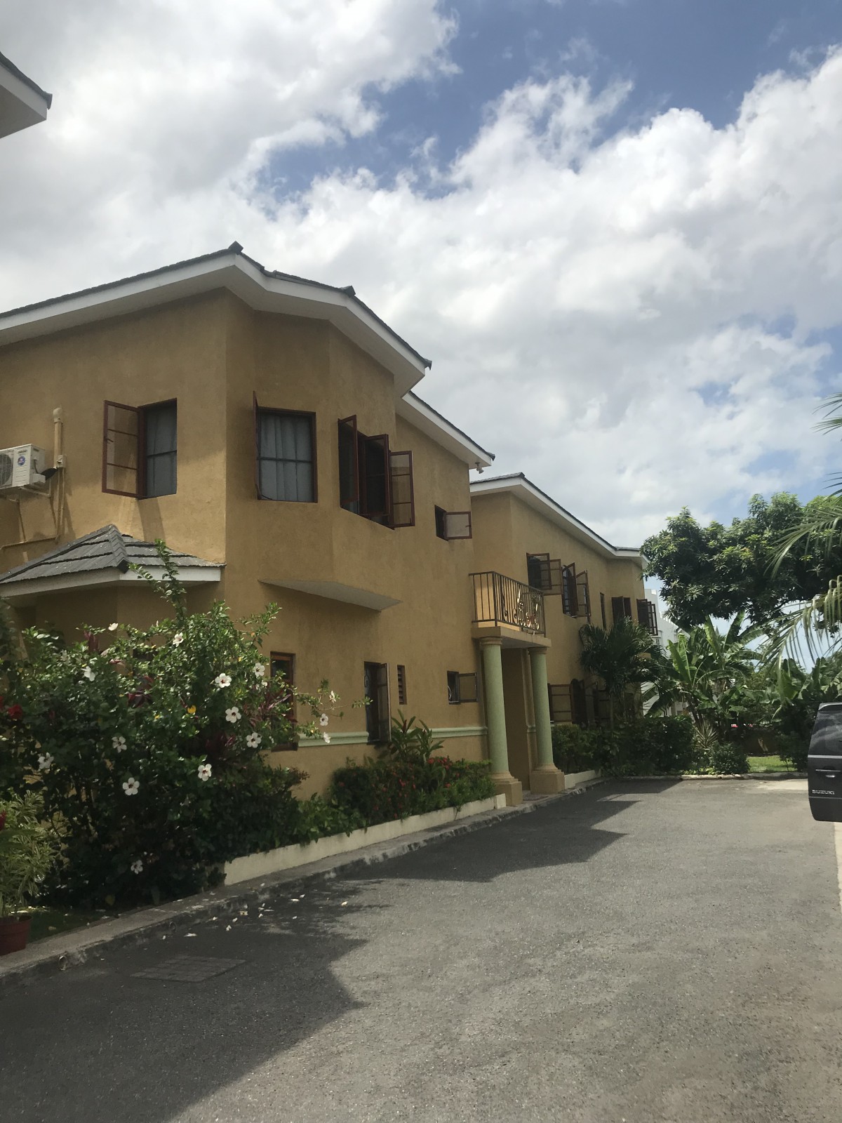 Apartment For Rent in Meadowbrook, Kingston / St. Andrew Jamaica