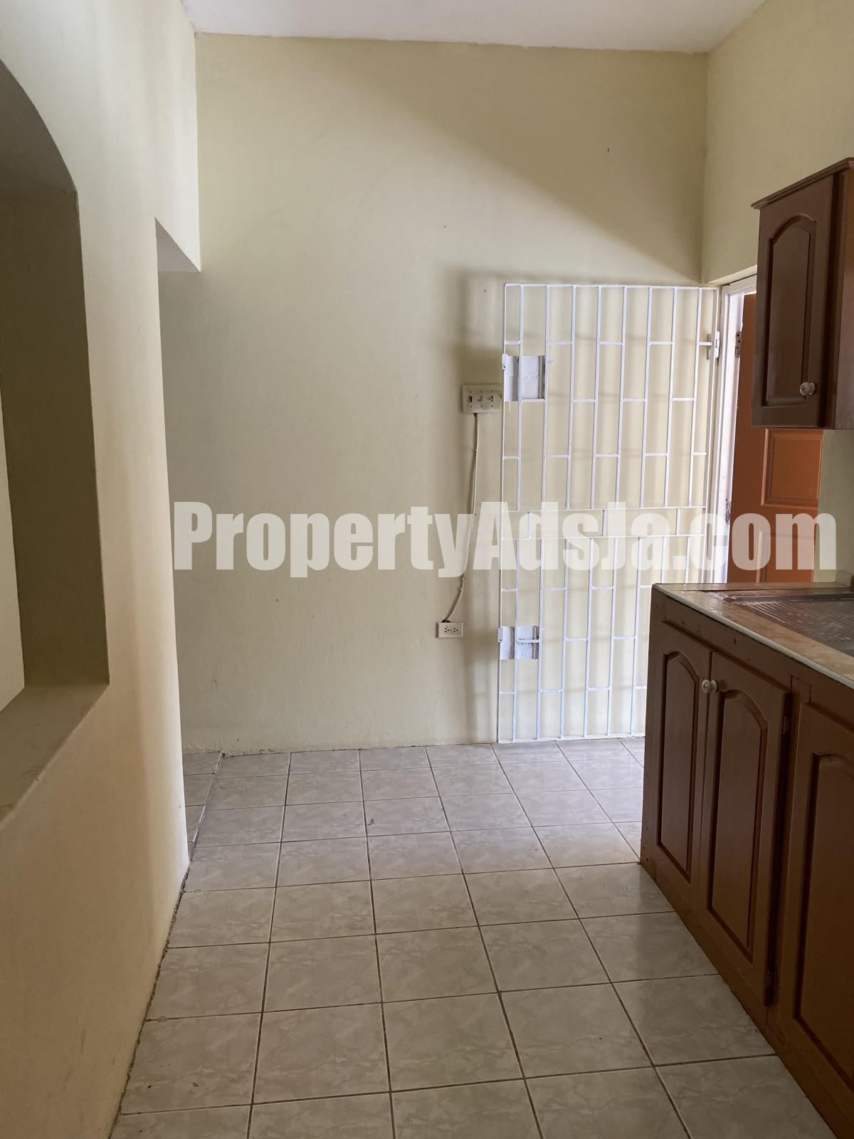 Flat For Rent in Hellshire Heights, St. Catherine Jamaica