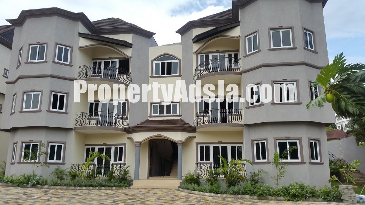 Apartment For Sale in RED HILLS, Kingston / St. Andrew Jamaica