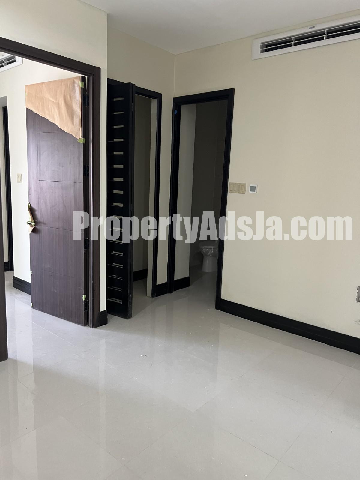 Apartment For Sale in Kingston 6, Kingston / St. Andrew Jamaica