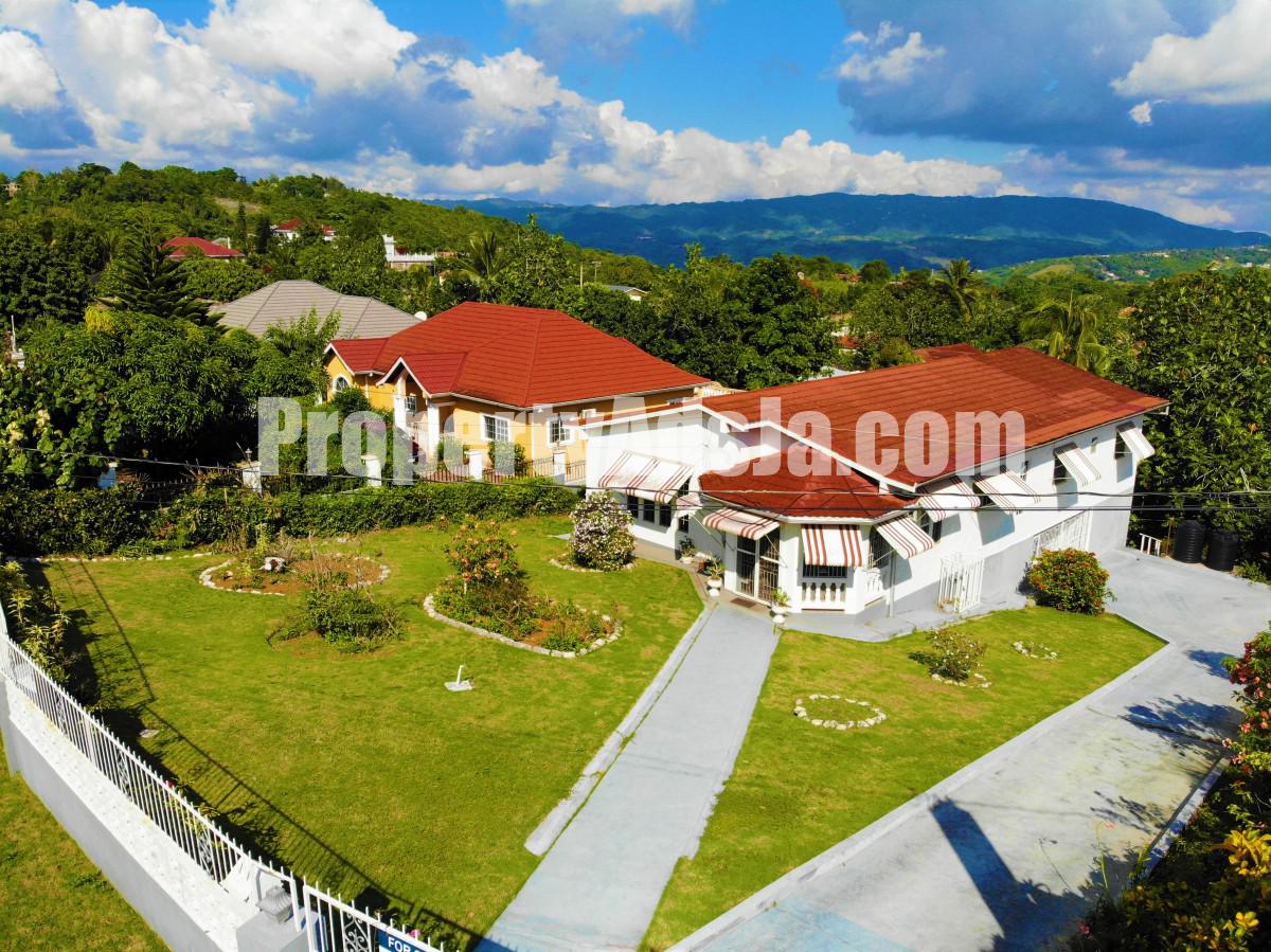 House For Sale in Caledonia Meadows, Manchester Jamaica