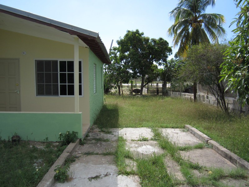 House For Sale in Gutters Nightingale Grove, St. Catherine Jamaica