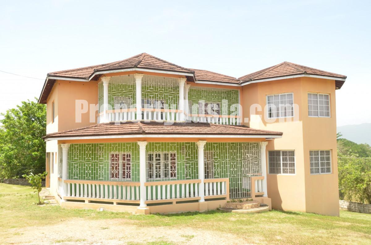 House For Sale in Hanson Drive, St. Elizabeth Jamaica