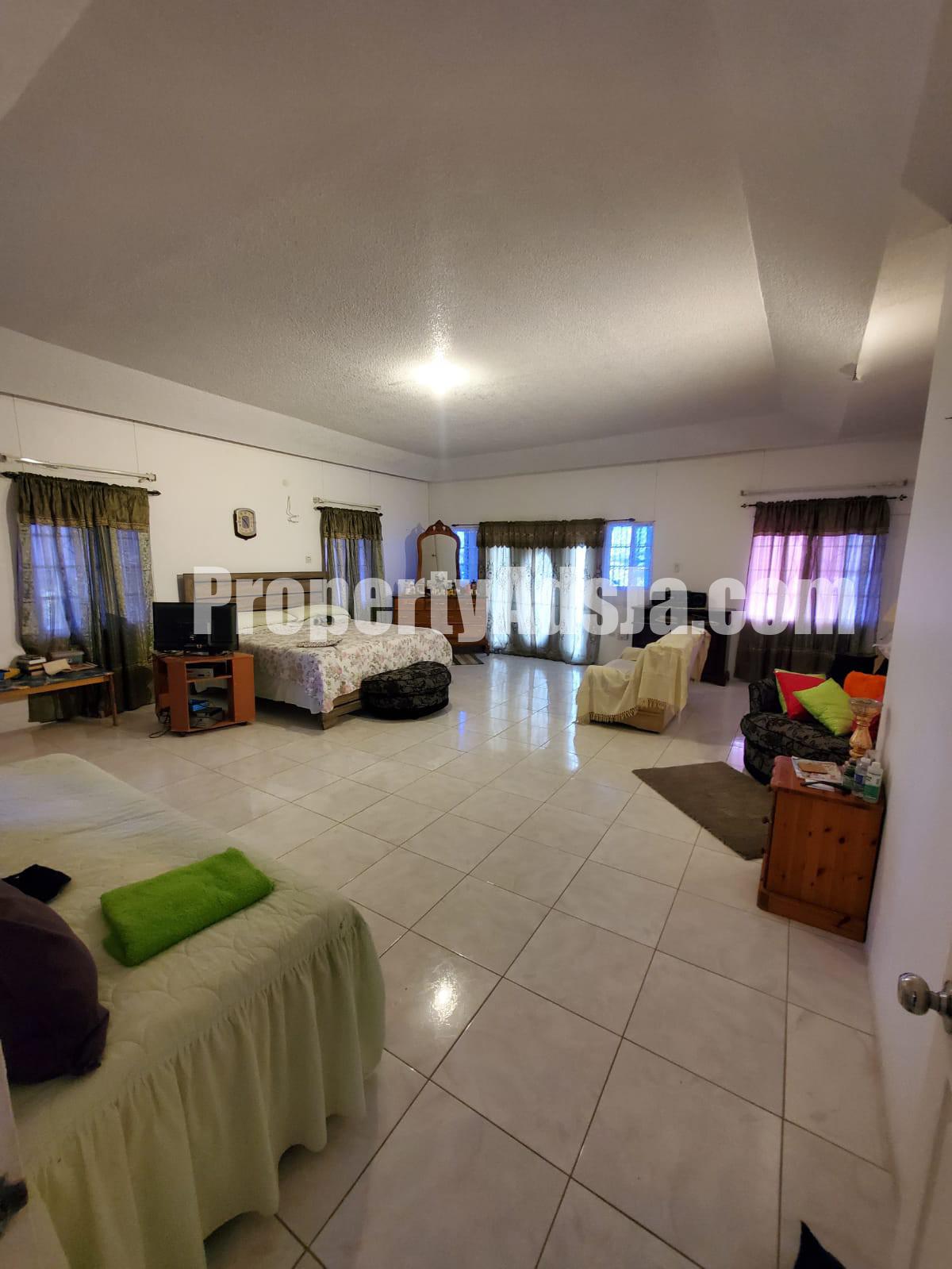 House For Sale in Chateau, Clarendon Jamaica