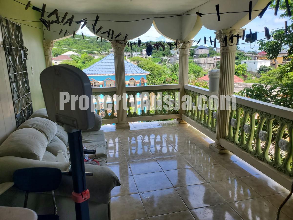 House For Sale in Old Harbour Glades, St. Catherine Jamaica