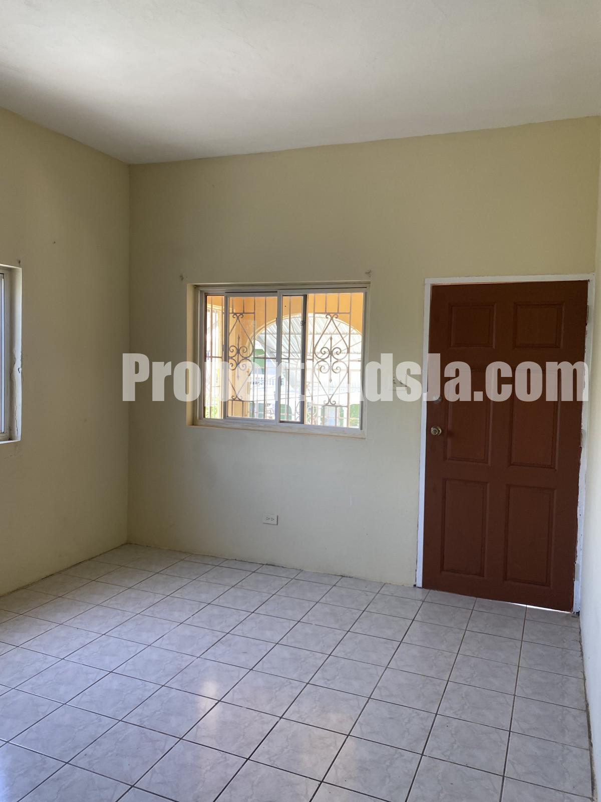 Flat For Rent in Hellshire Heights, St. Catherine Jamaica