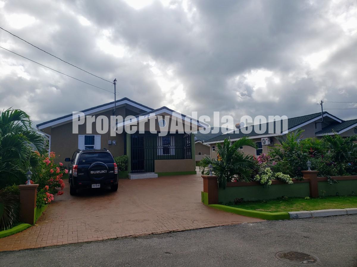 House For Sale in Ochi Rios, St. Ann Jamaica