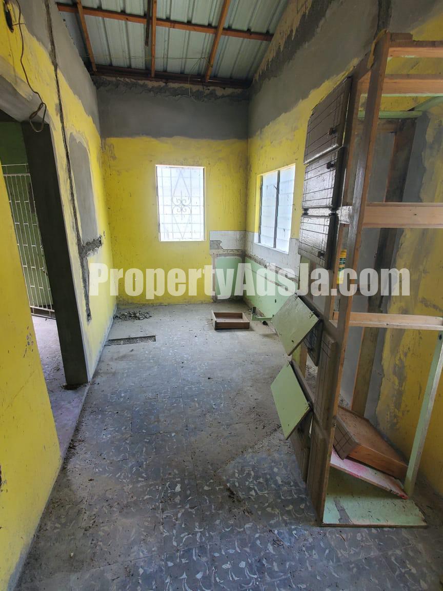 House For Sale in Sydenham, St. Catherine Jamaica